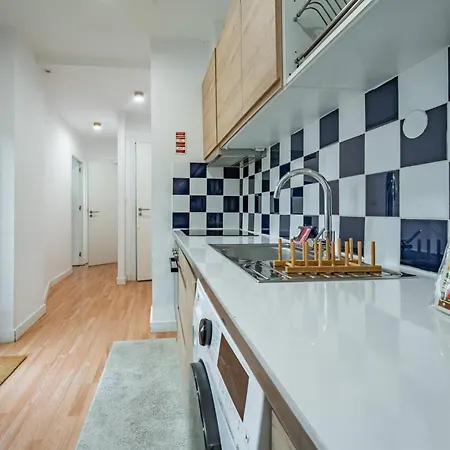 Maria Pia Whith Terrace 2