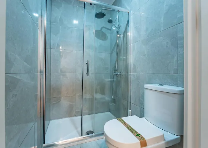 Maria Pia Whith Terrace 2 Porto